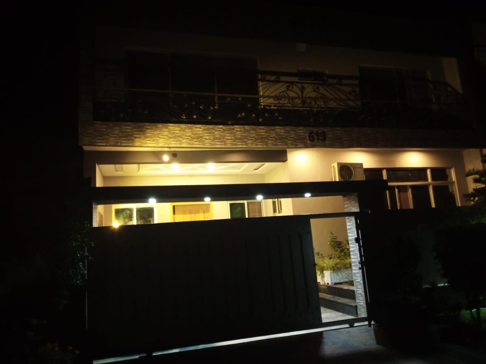 N N Guests Palace Islamabad Exterior photo